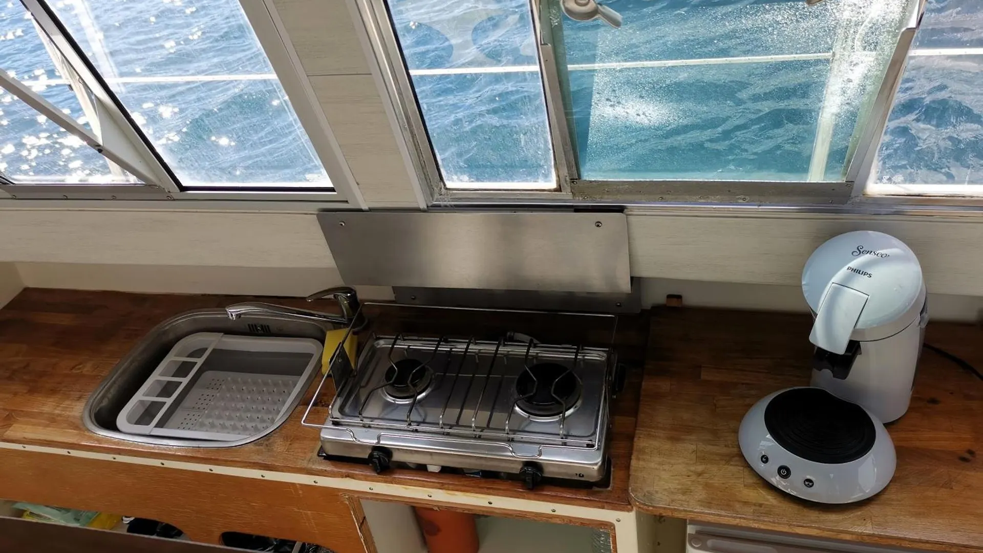 Botel Bateau Logement Catamaran Aventure - Dormez Sur L'Eau Hotel Saint-Raphael