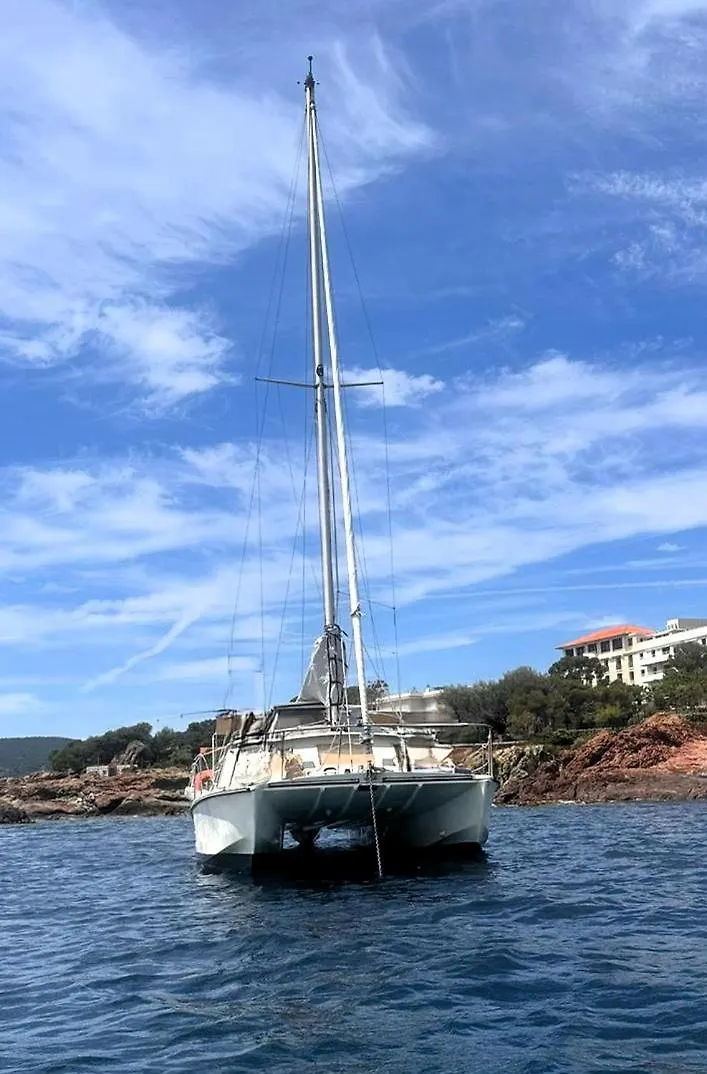 Bateau Logement Catamaran Aventure - Dormez Sur L'Eau Hotel Saint-Raphael  0*, Saint-Raphael (Var) France